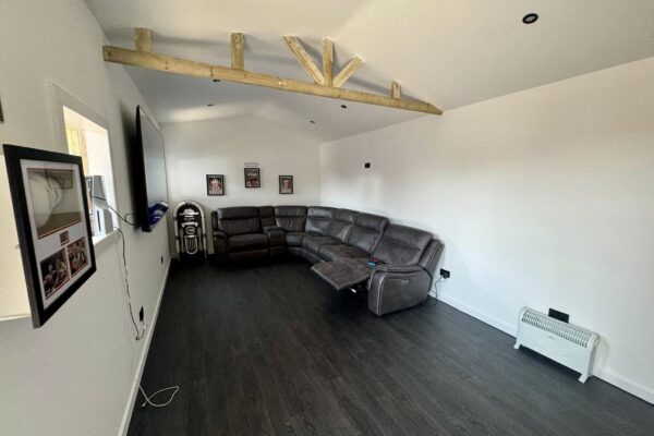 457024969_1063915265737654_764876766953317175_n